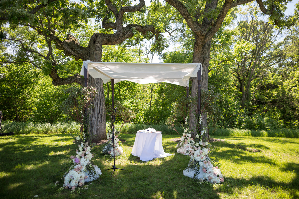 Outdoor Farm Summer Jewish Wedding-0005